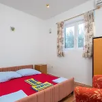 Hotel Germania & Celina